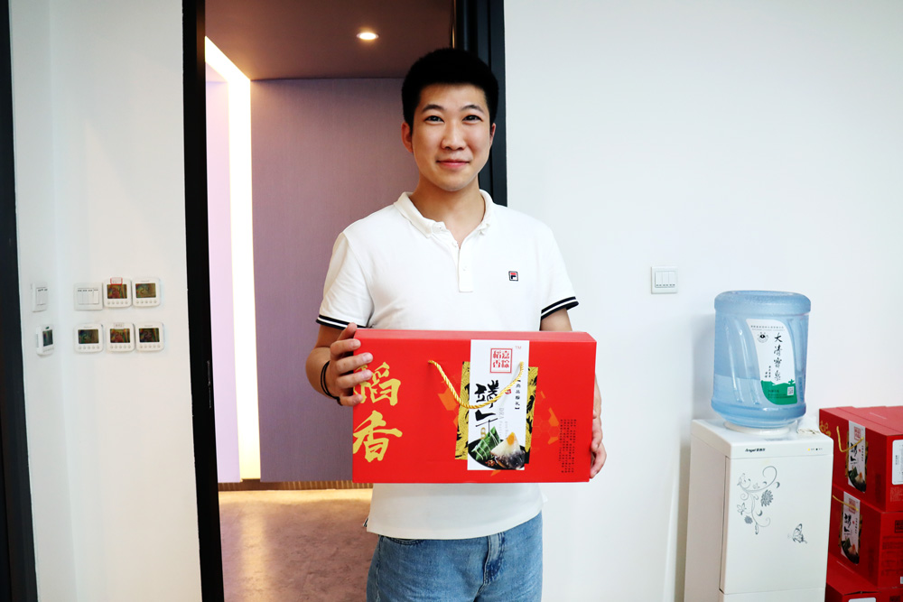 1-211019160244X5.jpg 1-211019160244X5.jpg